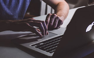 乐鱼电竞在线平台-国足力挽狂澜，晋级国际比赛半决赛，国足 2022