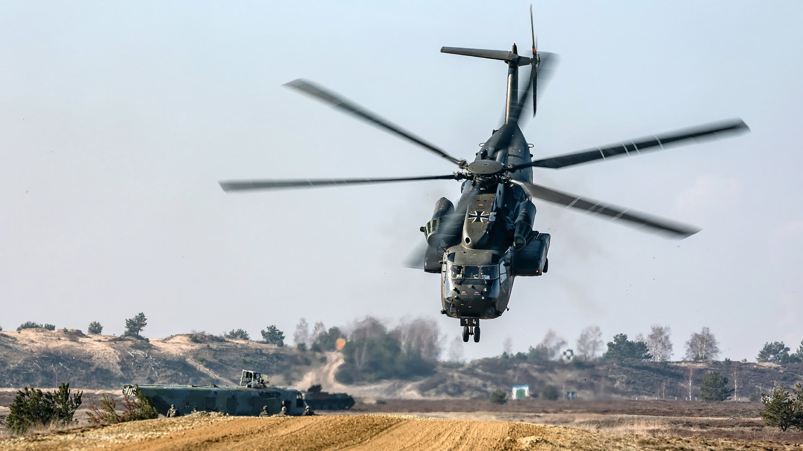 拜仁主场大胜，凭借进攻火力击败对手，拜仁精彩比赛