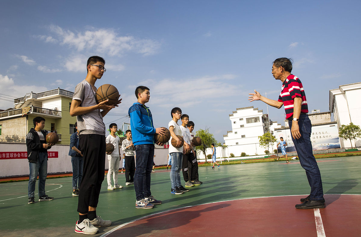 "职业运动员的生活：场外的真实故事"的简单介绍